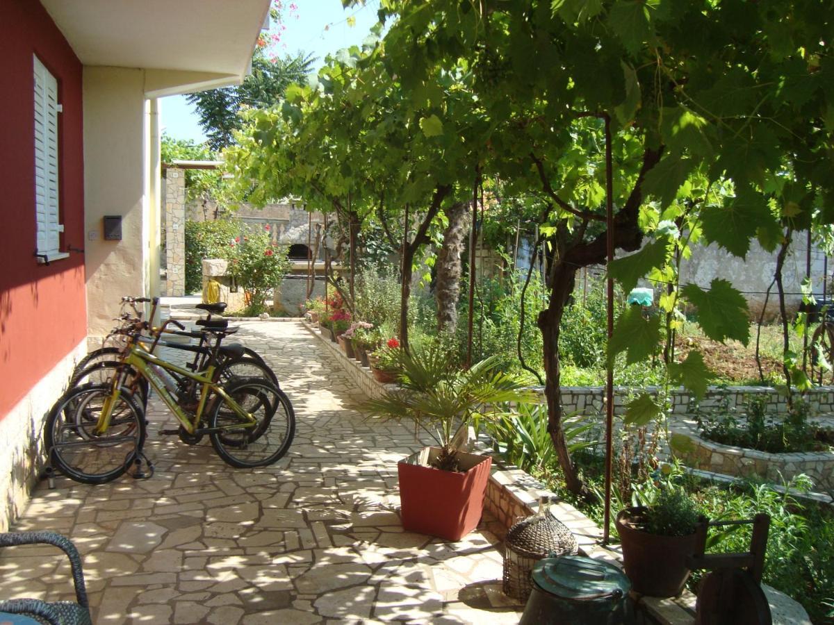Rooms Rita Cres Exterior foto